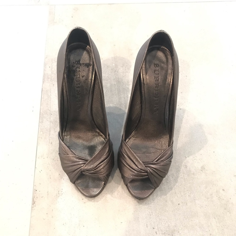 Burberry heels
